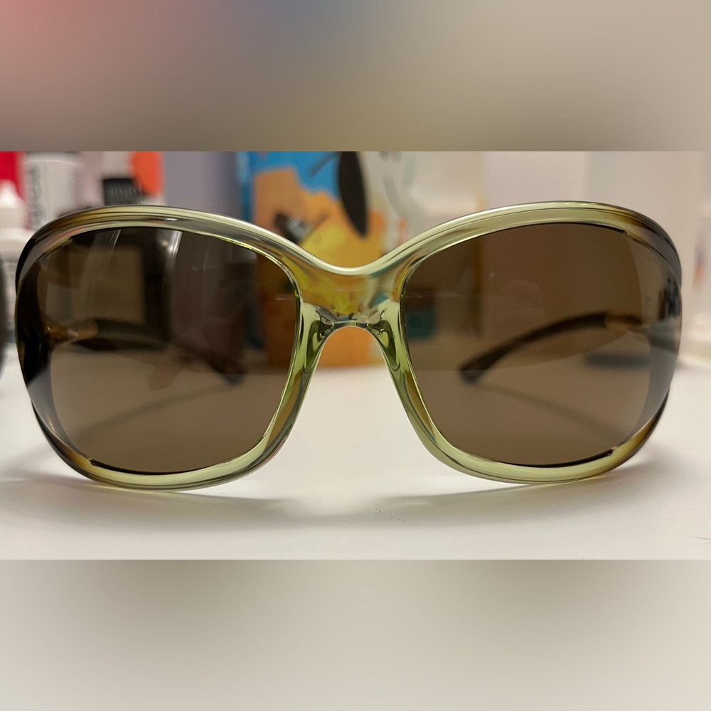 *Final Price* Tom Ford Jennifer TF8 sunglasses *NEARLY PERFECT LIKE NEW!*
